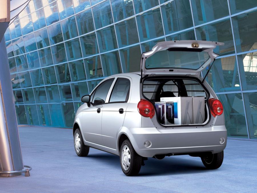  Chevrolet Spark 2005 года  (фото 11 из 16)